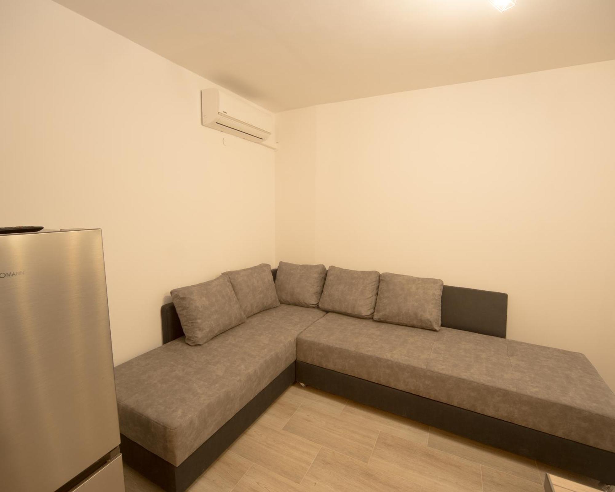 Aleks Top Center 2- Free Parking Burgas Extérieur photo